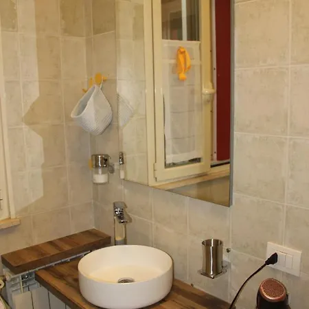 Casa Lucia Private Car Or Motorcycle Park Apartment
